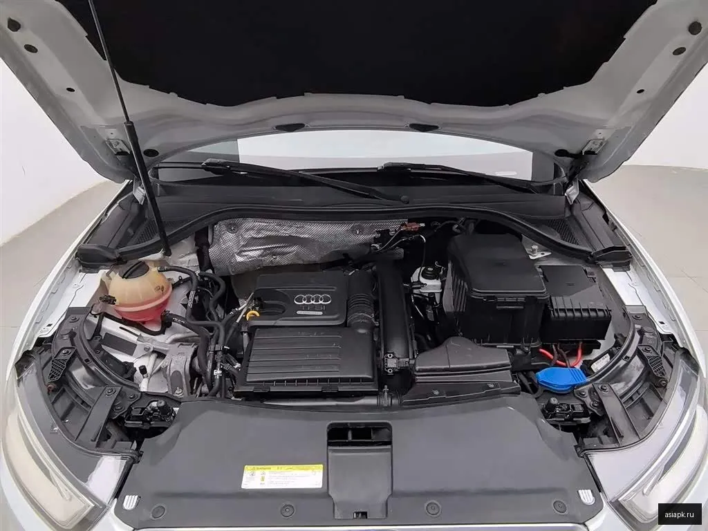 Audi Q3 6