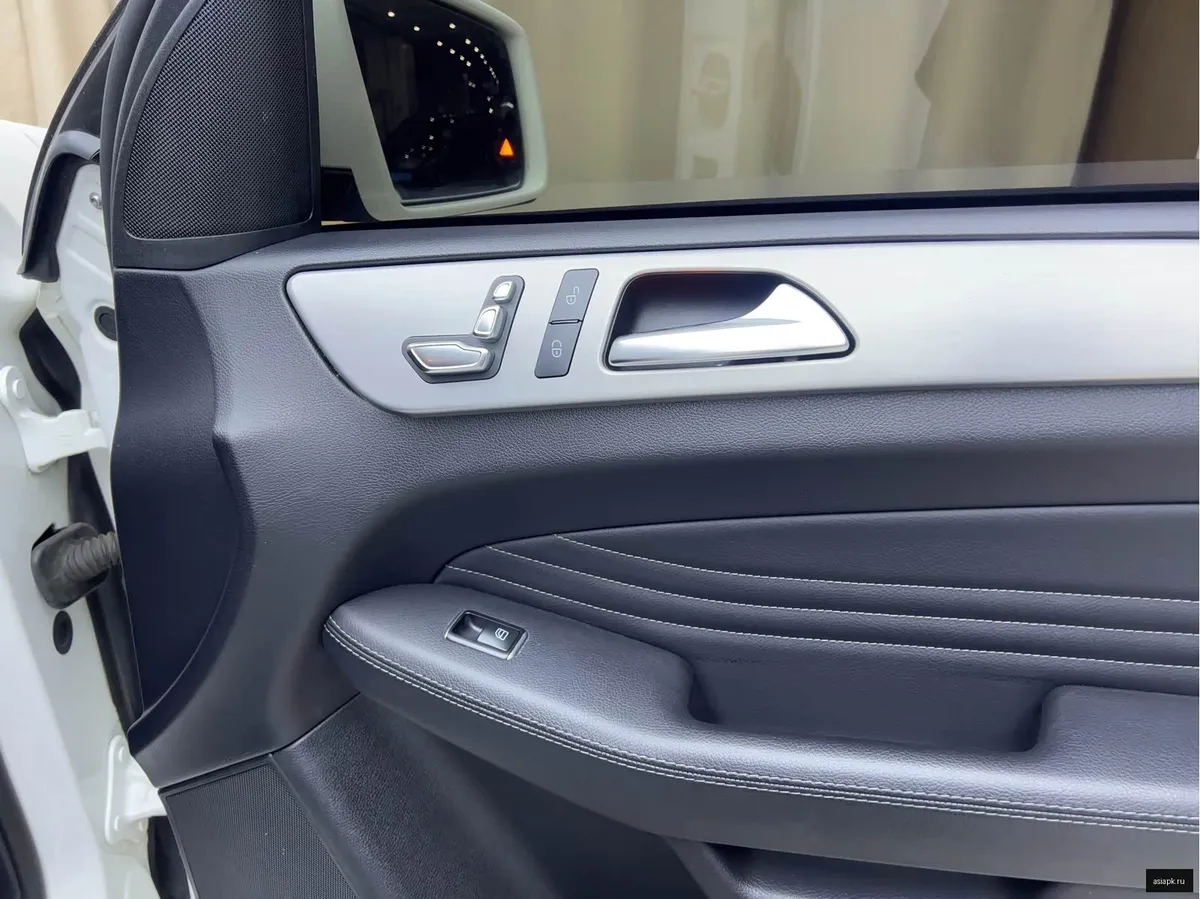 Mercedes-Benz GLE Coupe 5