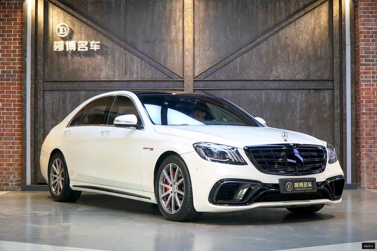 Mercedes-Benz S-Class 3