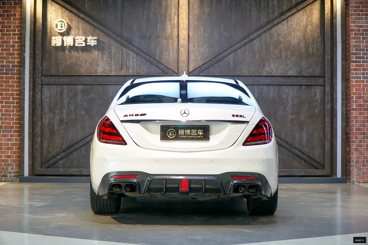 Mercedes-Benz S-Class 5