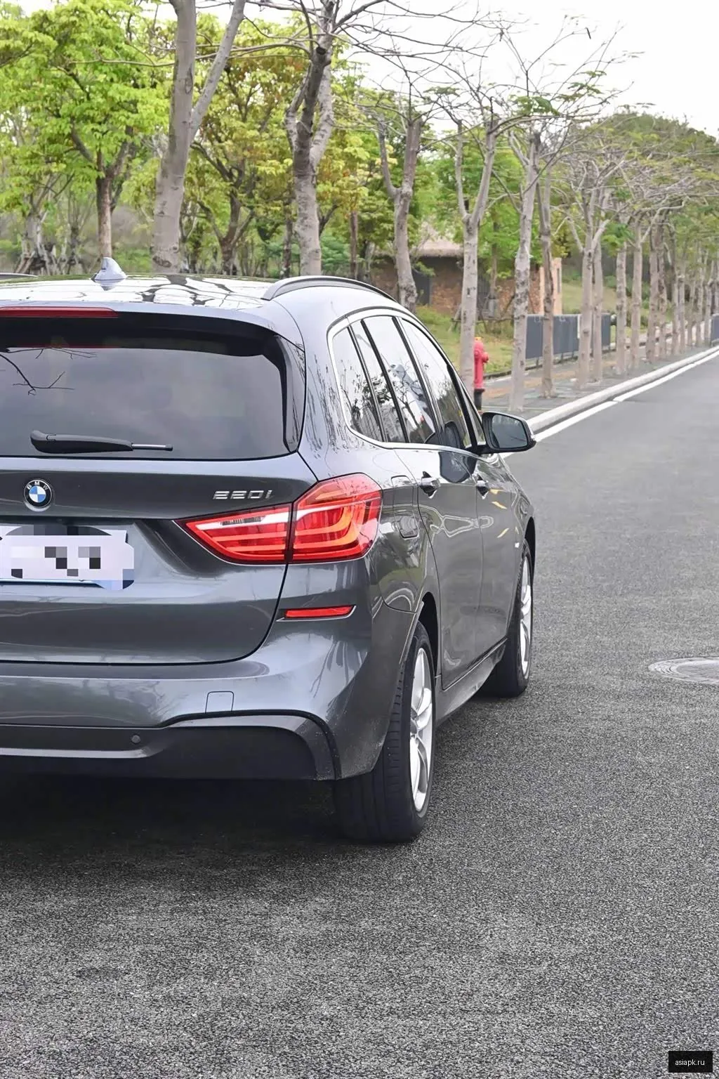 BMW 2-Series 5