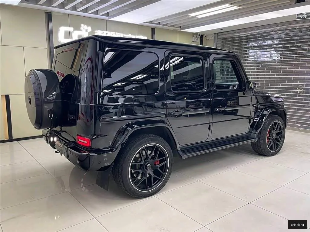Mercedes-Benz G-Class 6