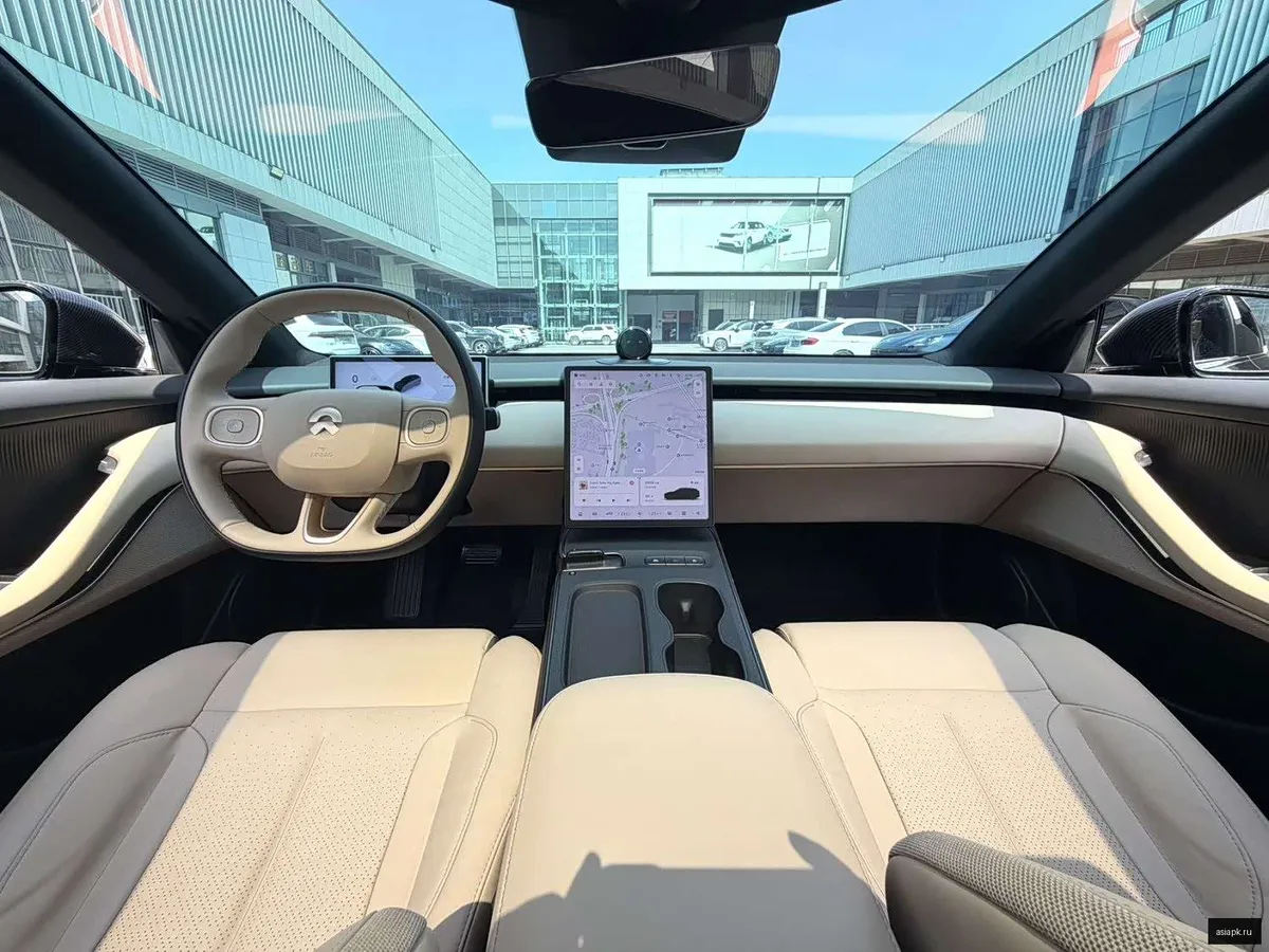 Nio ET5 5