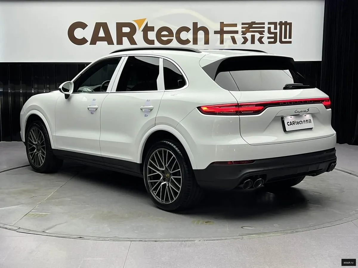 Porsche Cayenne 6