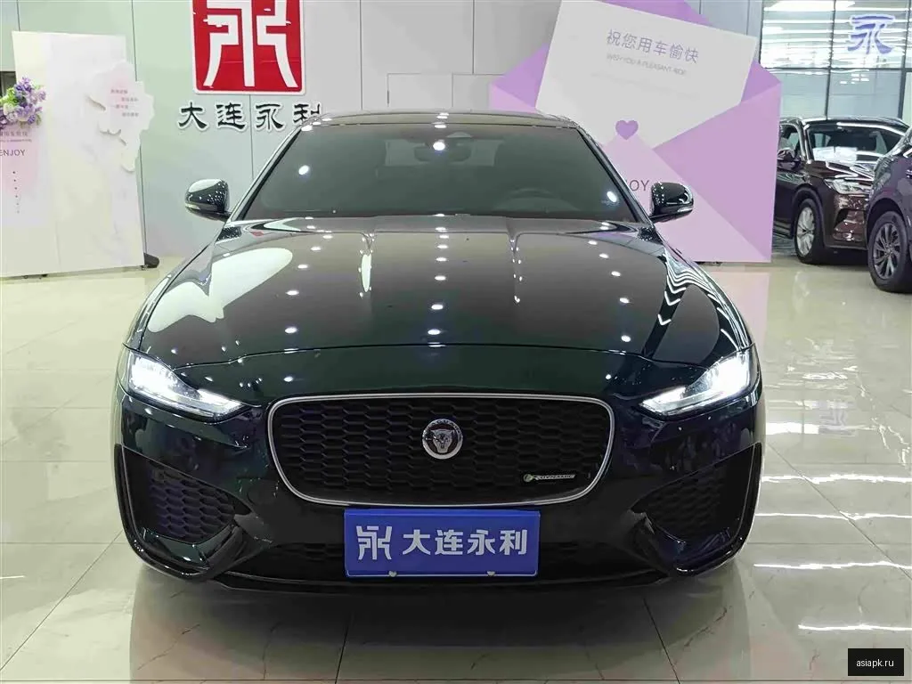 Jaguar XE 2