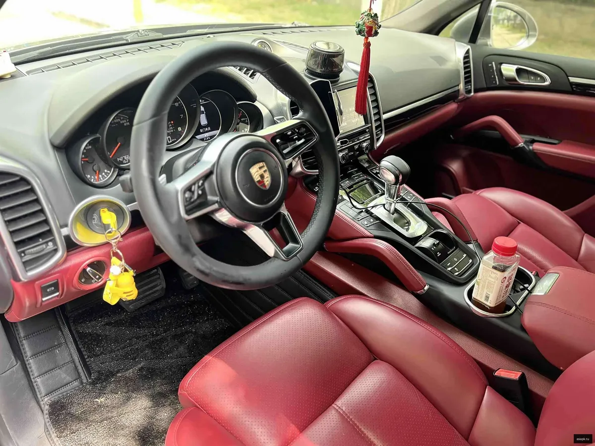 Porsche Cayenne 4