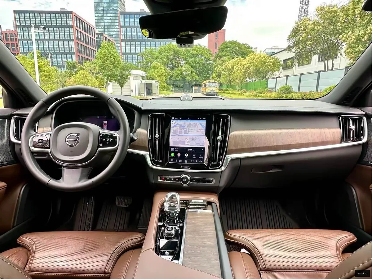Volvo V90 5