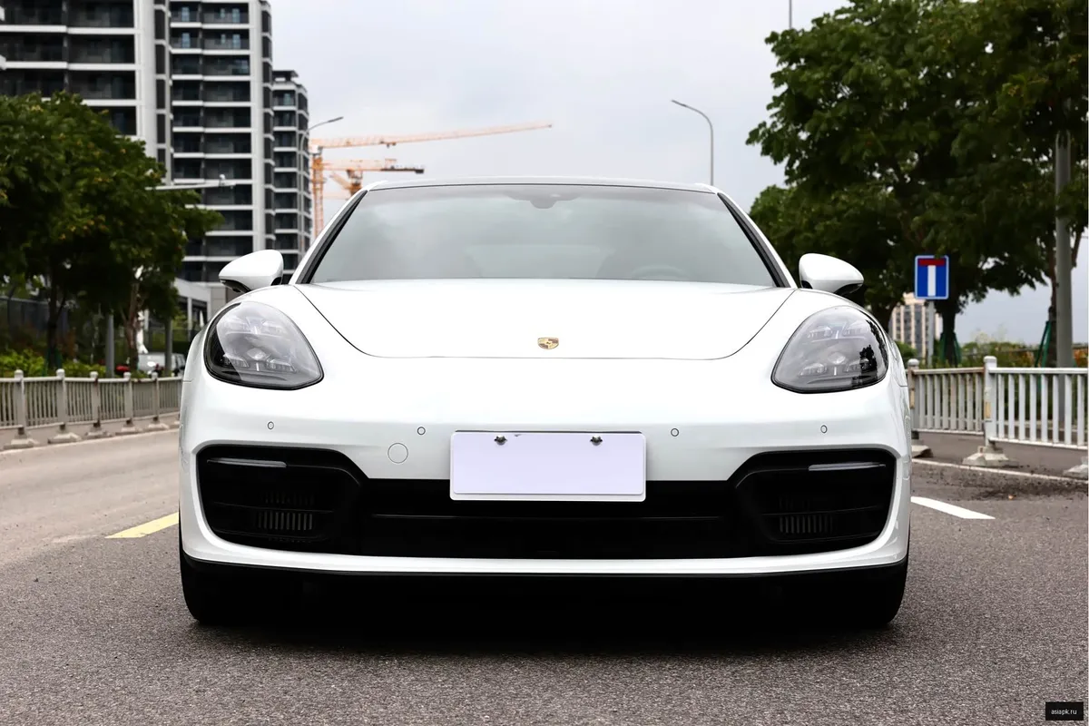 Porsche Panamera 2
