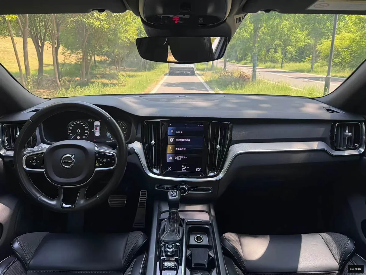 Volvo S60 5