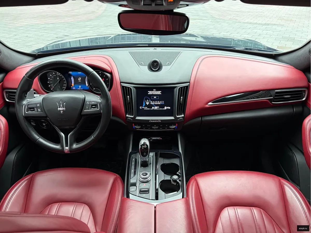 Maserati Levante 6
