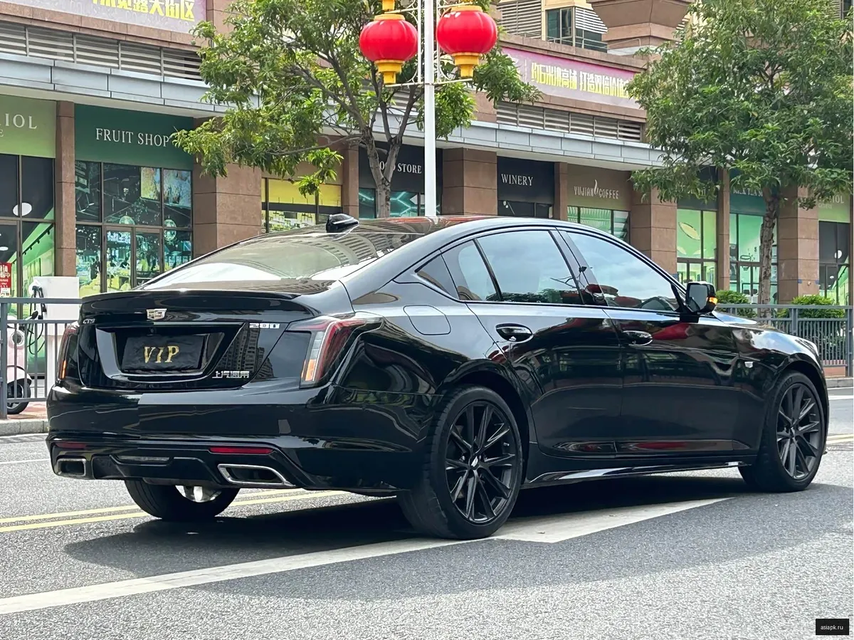 Cadillac CT5 4