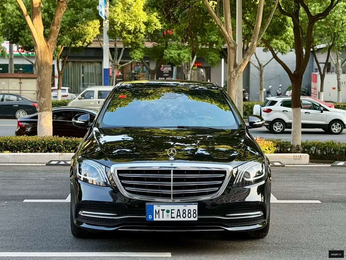 Mercedes-Benz S-Class 2