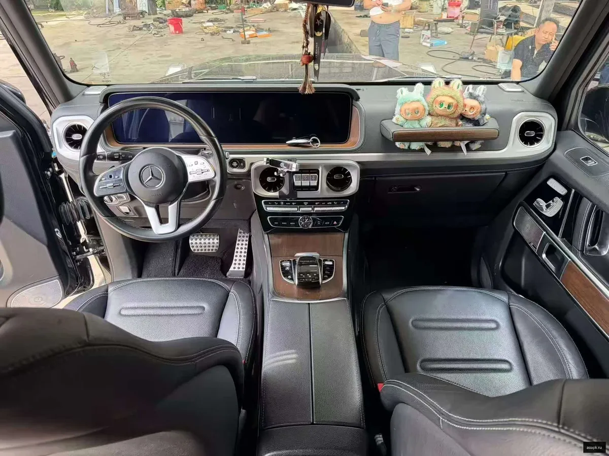 Mercedes-Benz G-Class 5