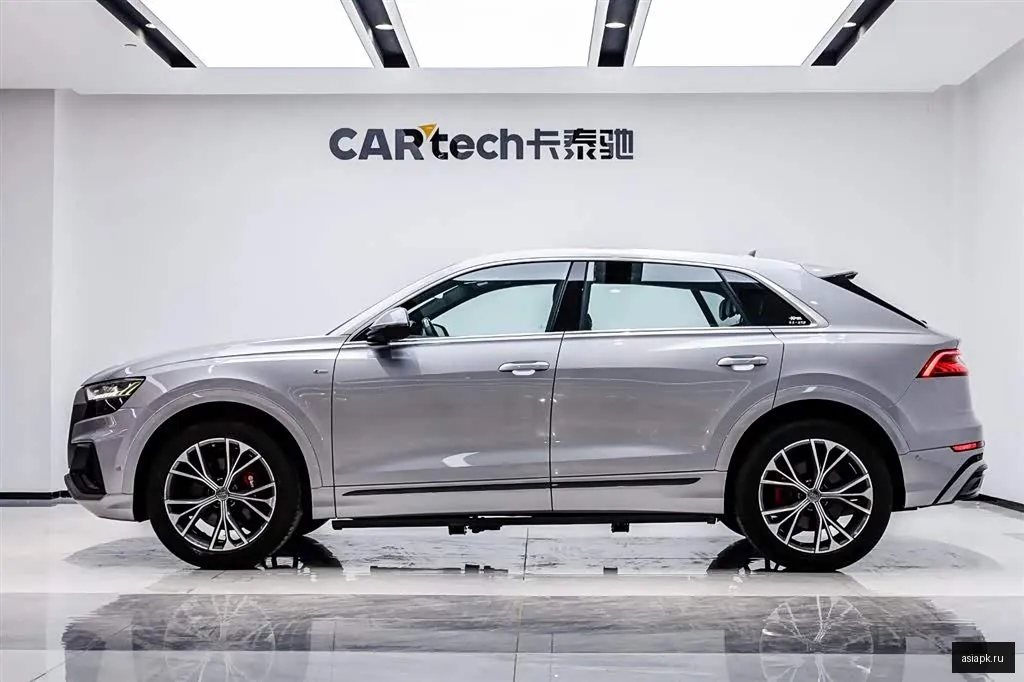 Audi Q8 3