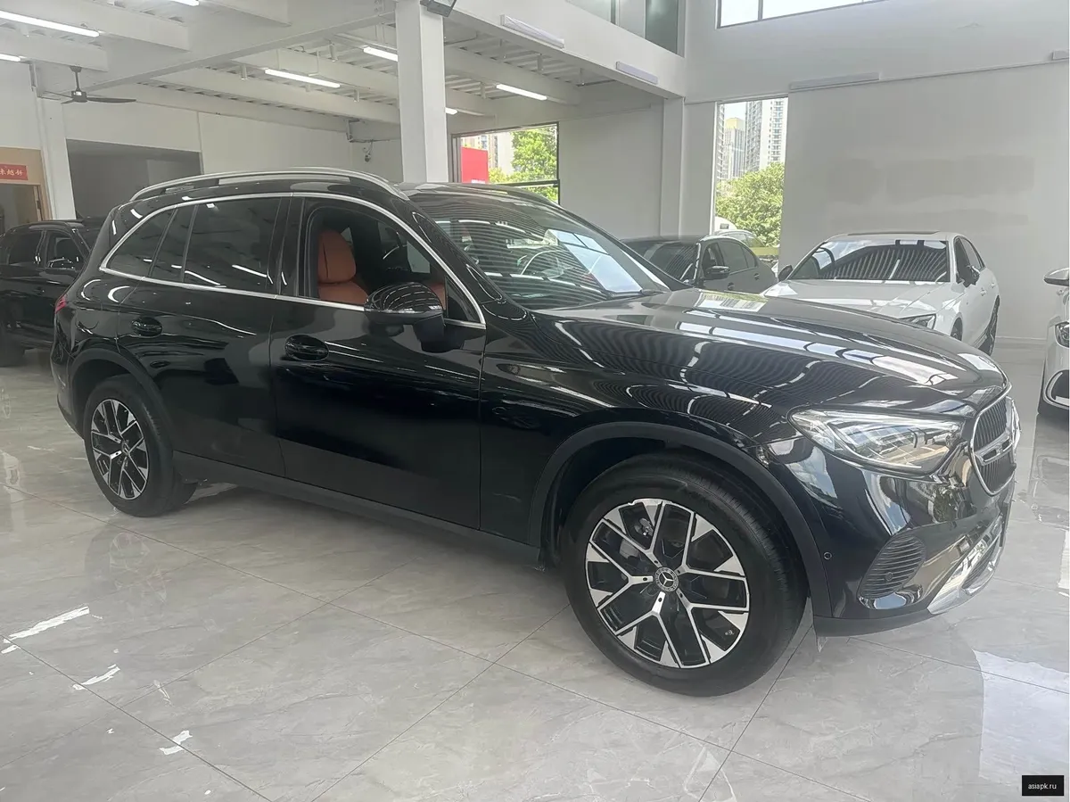 Mercedes-Benz GLC-Class AMG 2