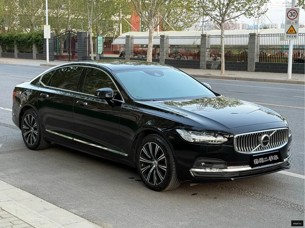 Volvo S90 3