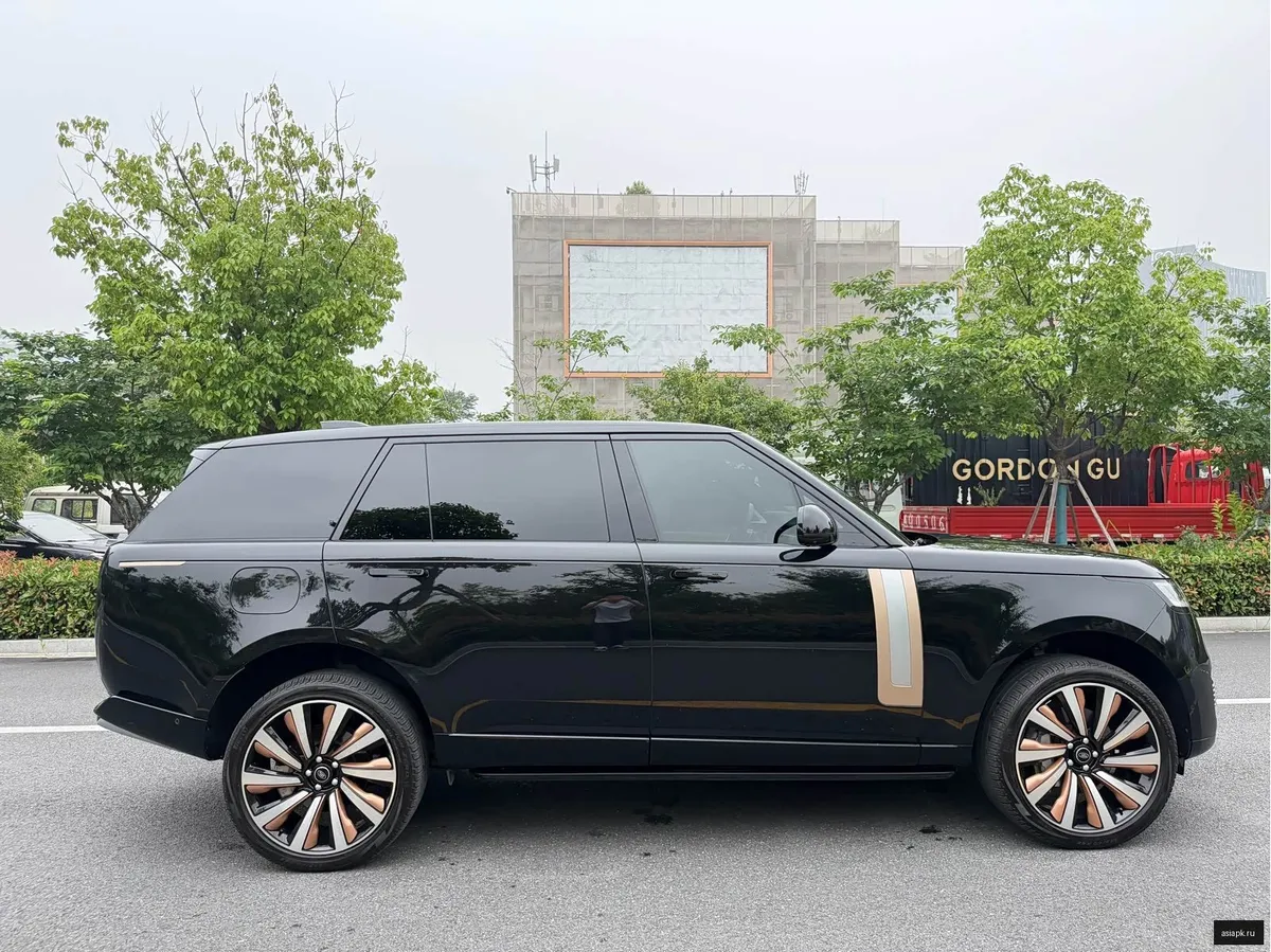Land Rover Range Rover 4