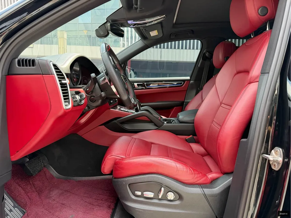 Porsche Cayenne 6