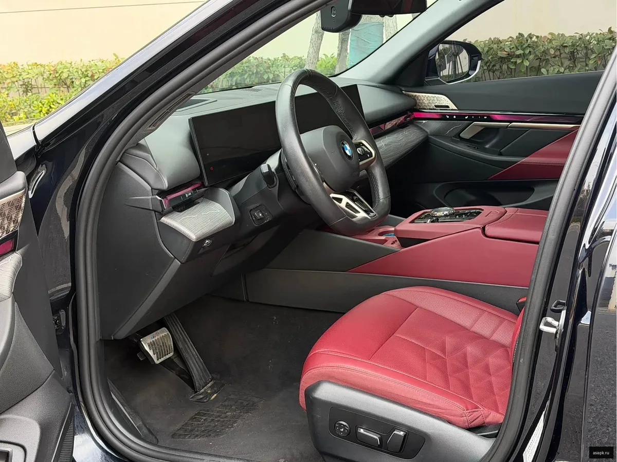 BMW 5-Series 6
