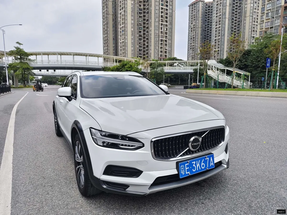 Volvo V90 3