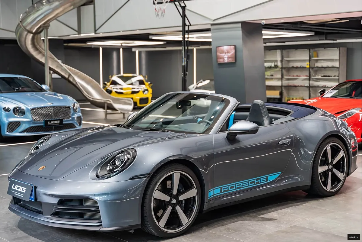 Porsche 911