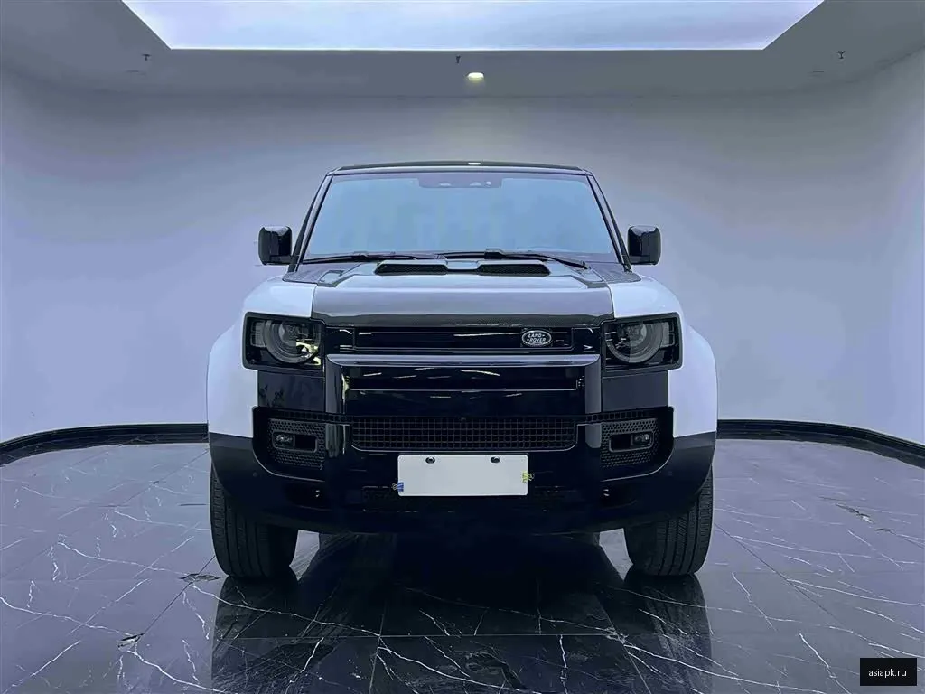 Land Rover Defender 2