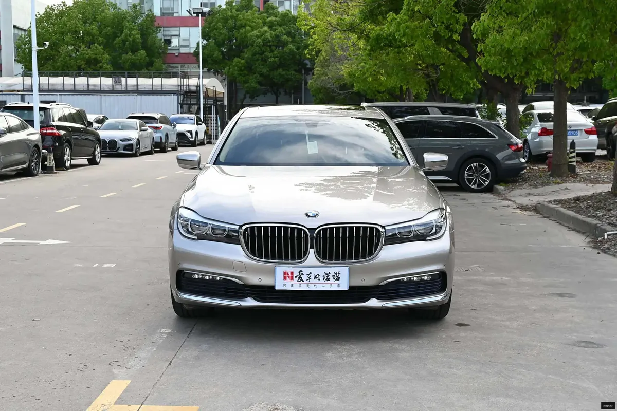 BMW 7-Series