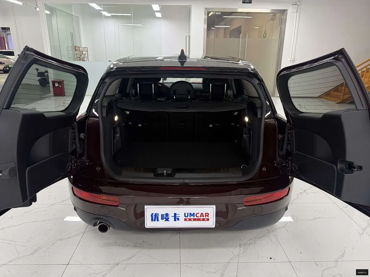 MINI Hatch 6