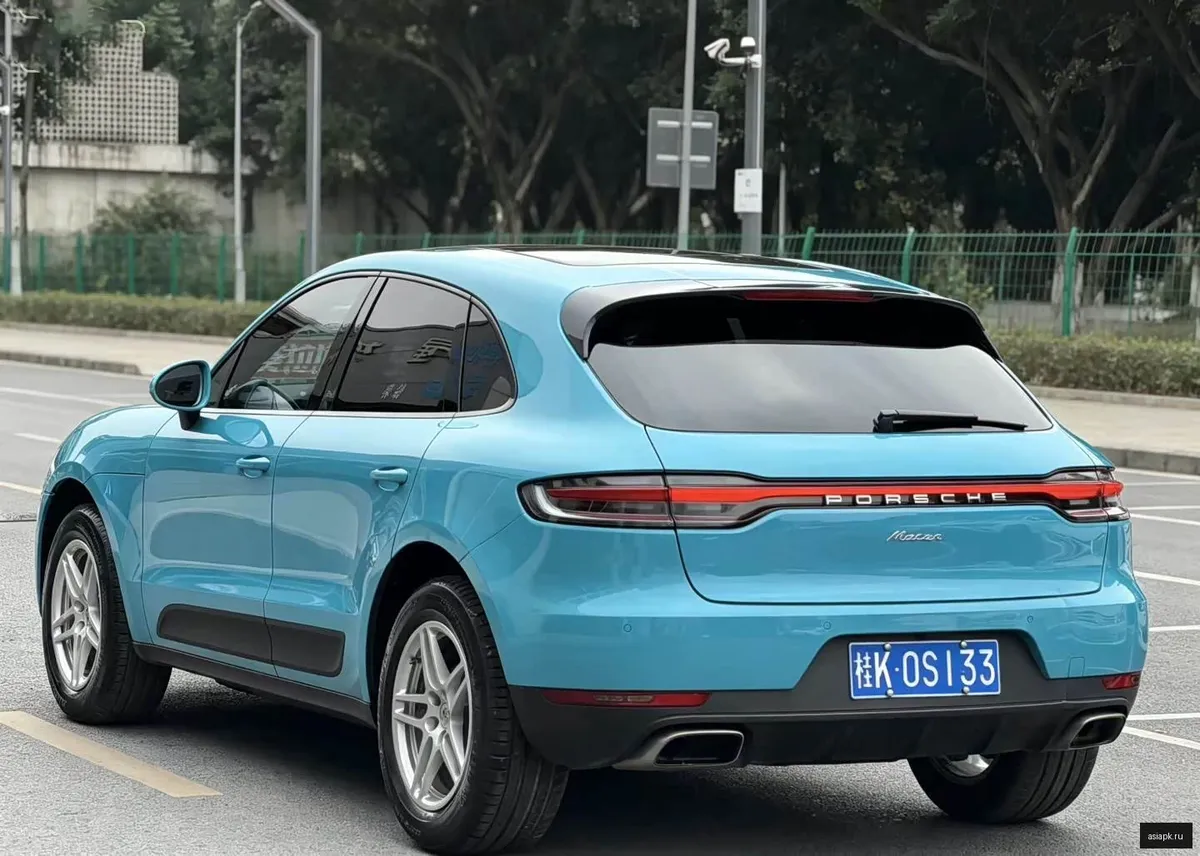 Porsche Macan 4