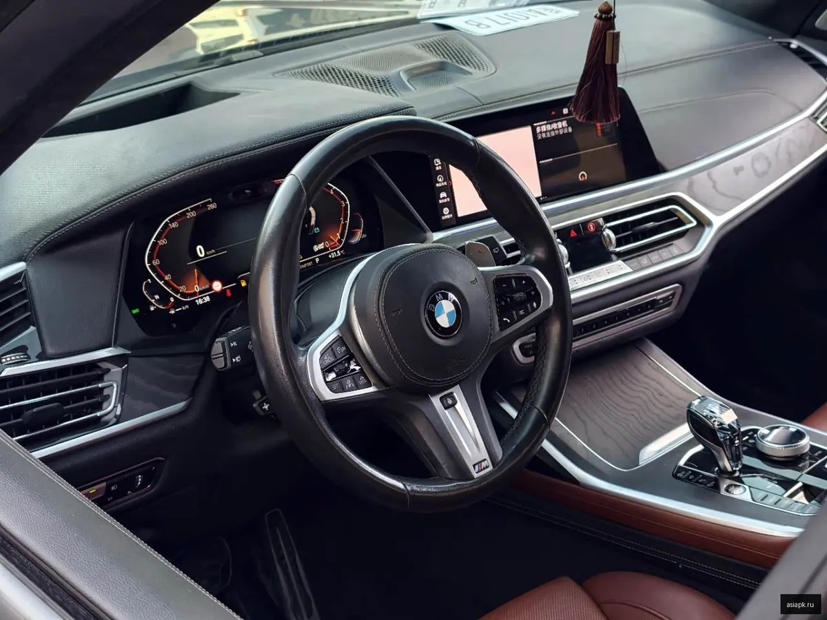 BMW X7 4