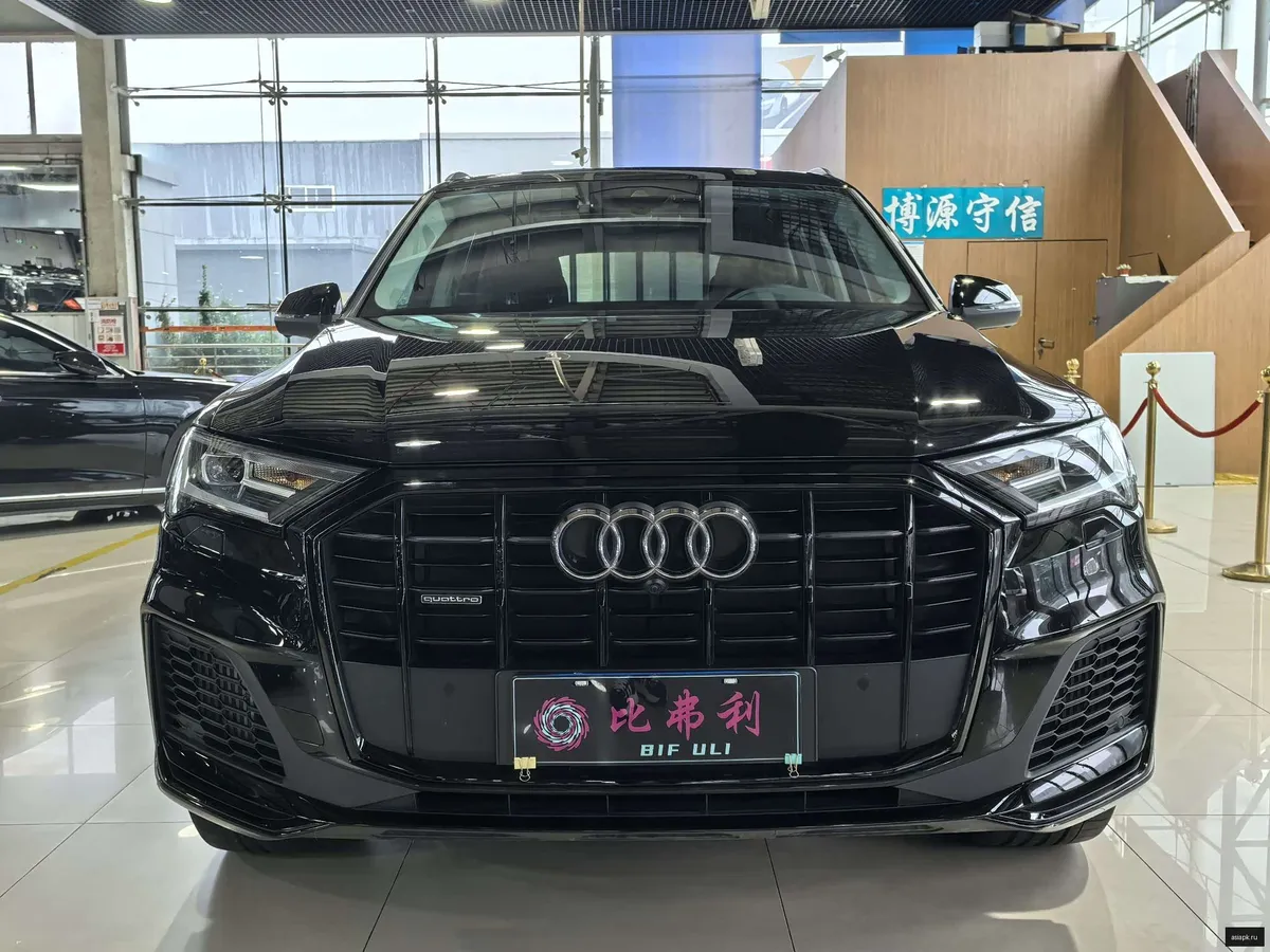 Audi Q7 5