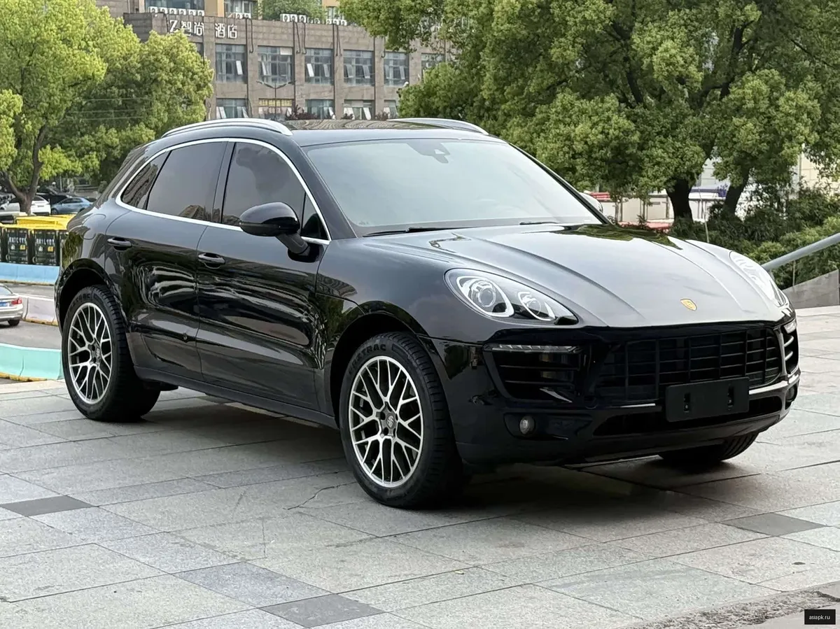 Porsche Macan 3
