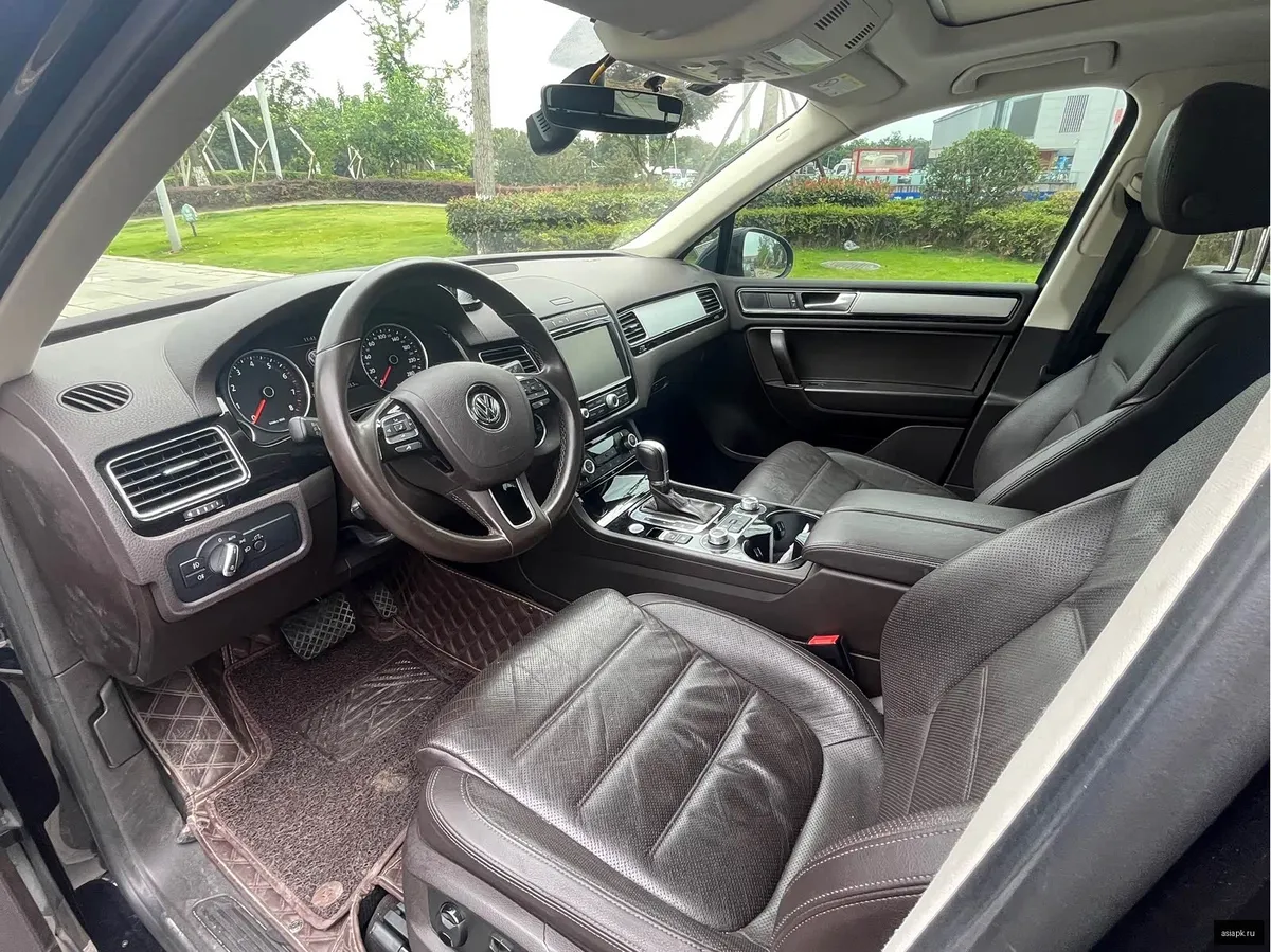 Volkswagen Touareg 4