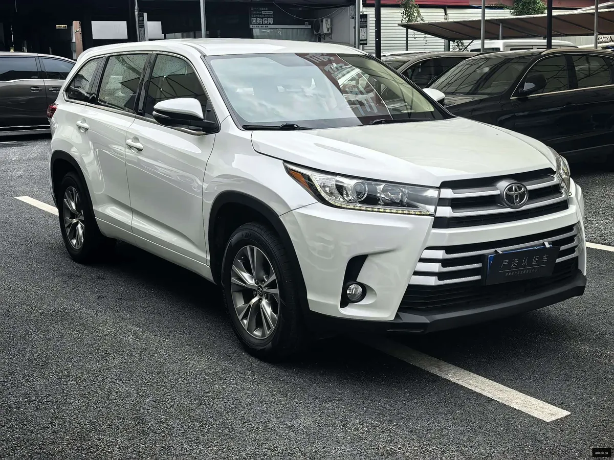 Toyota Highlander 3