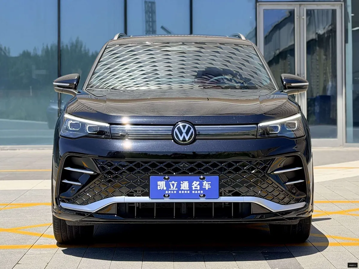 Volkswagen Tiguan L 2