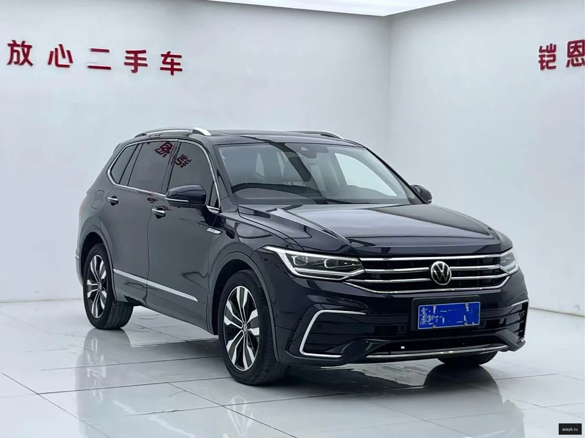 Volkswagen Tiguan L 3