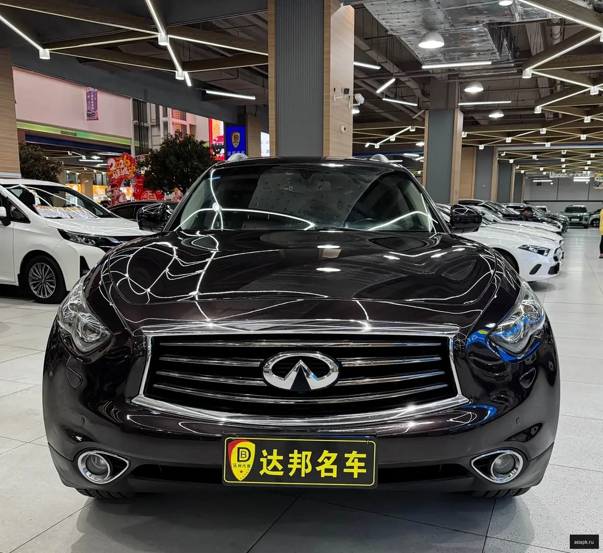 Infiniti QX70 2