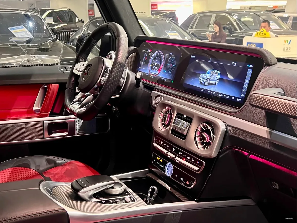 Mercedes-Benz G-Class 6