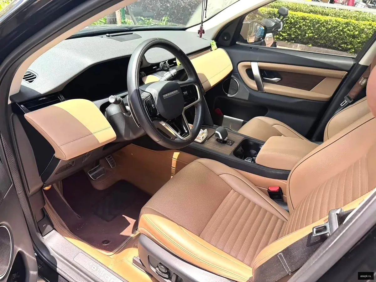 Land Rover Discovery Sport 2