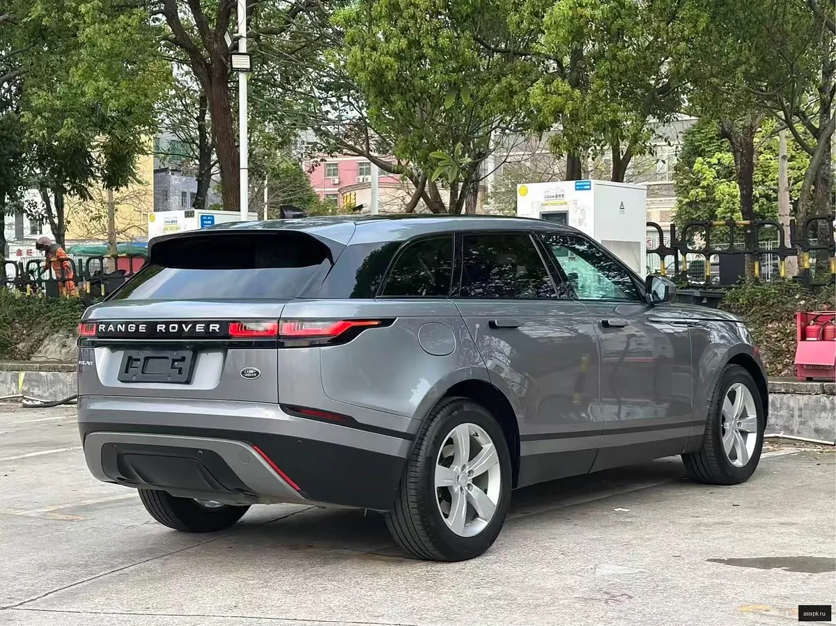 Land Rover Range Rover Velar 4