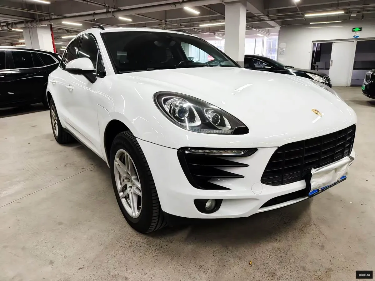 Porsche Macan 2