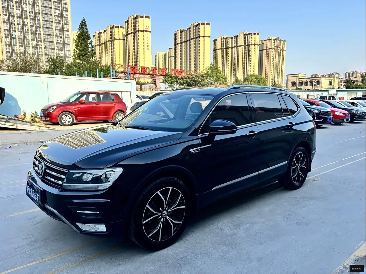 Volkswagen Tiguan L