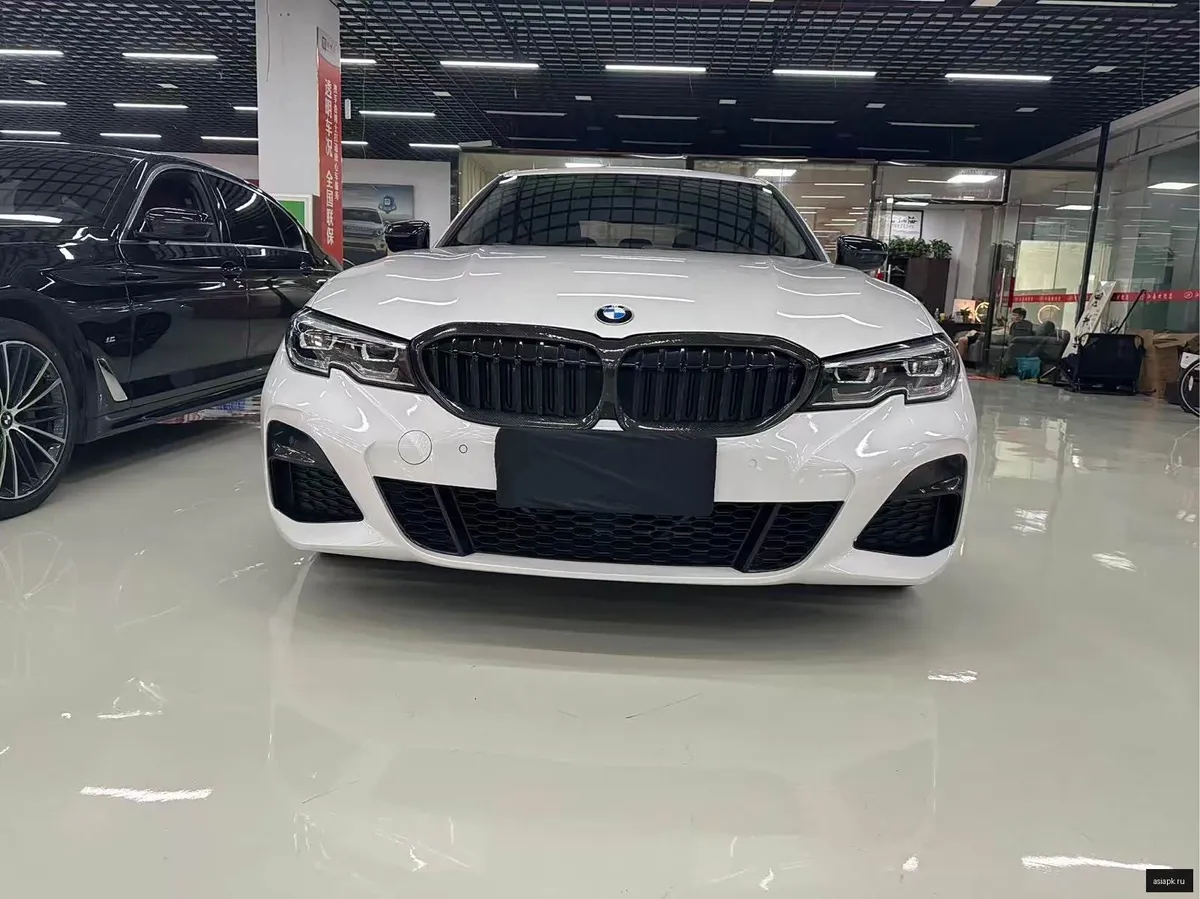 BMW 3-Series 2