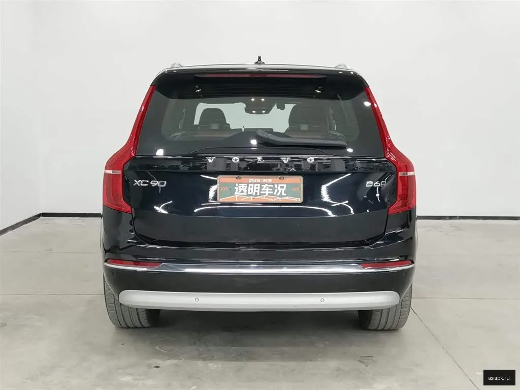 Volvo XC90 4