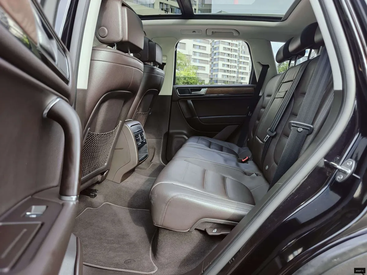 Volkswagen Touareg 6