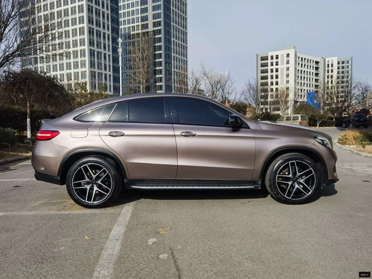 Mercedes-Benz GLE Coupe 6