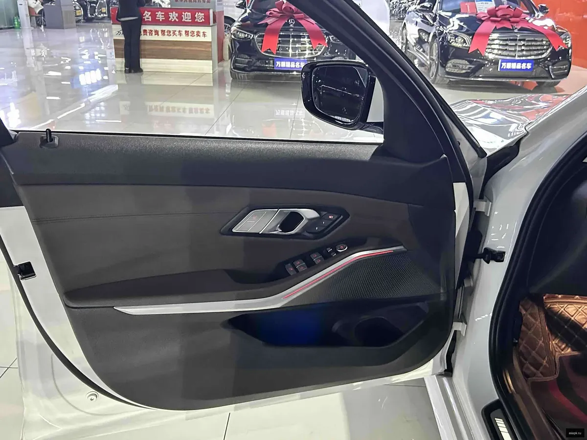 BMW 3-Series 6