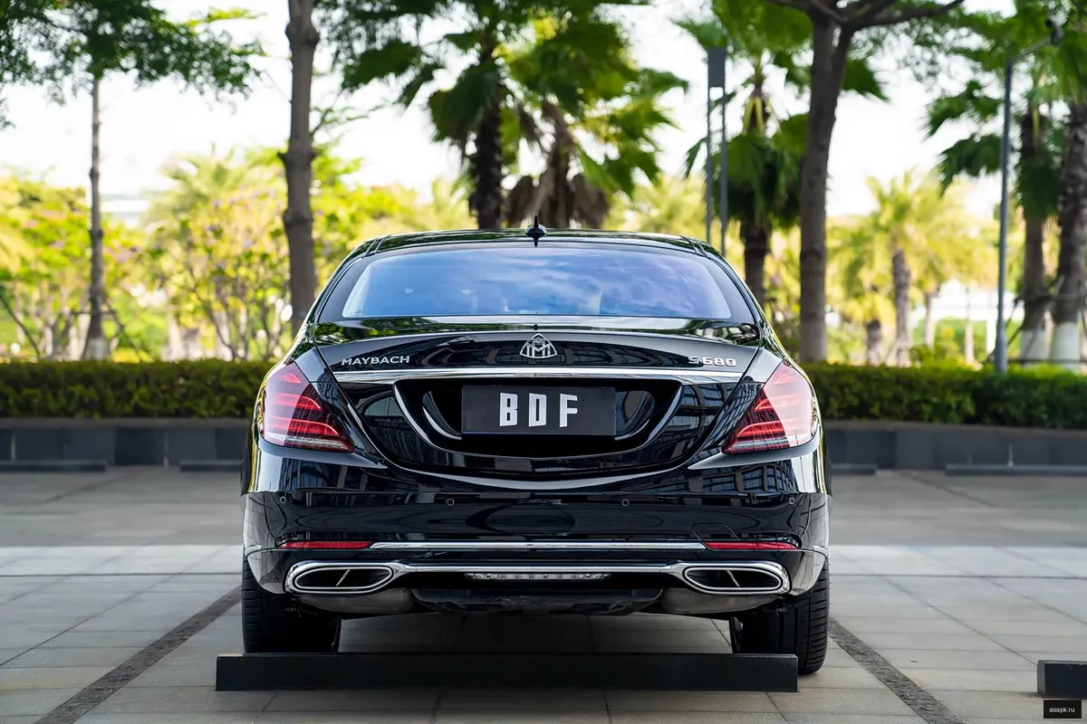 Mercedes-Benz S-Class 6
