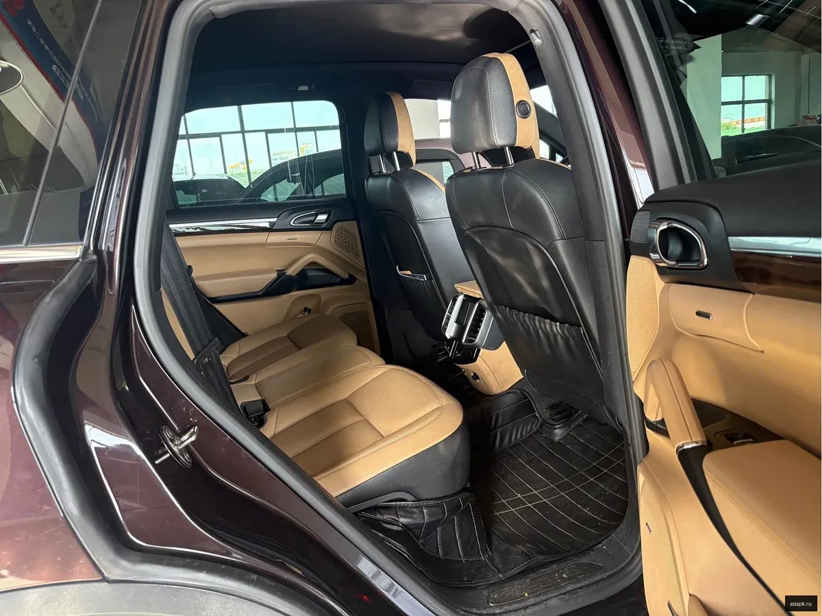 Porsche Cayenne 4