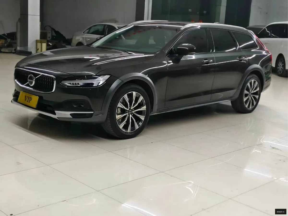 Volvo V90